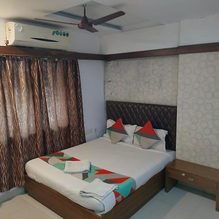 Khaleej Residency Near U S Embassy Chennai Exterior foto