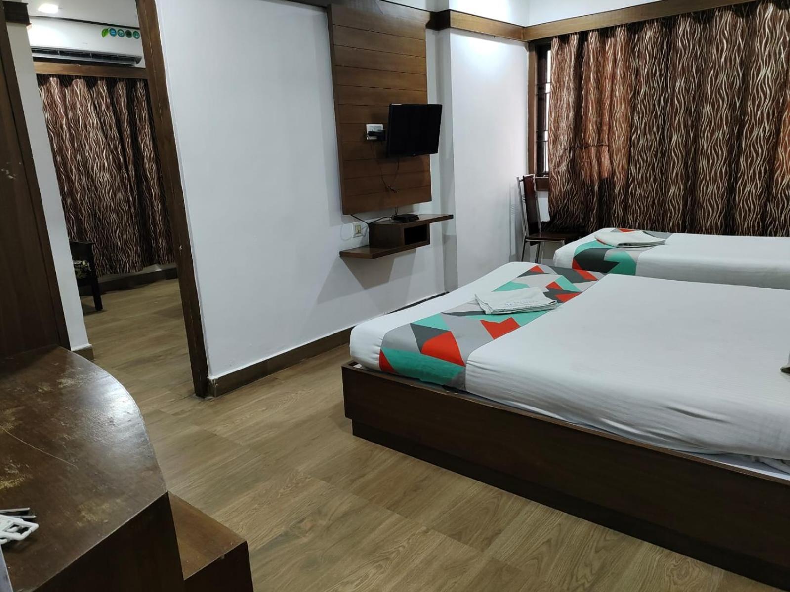 Khaleej Residency Near U S Embassy Chennai Exterior foto