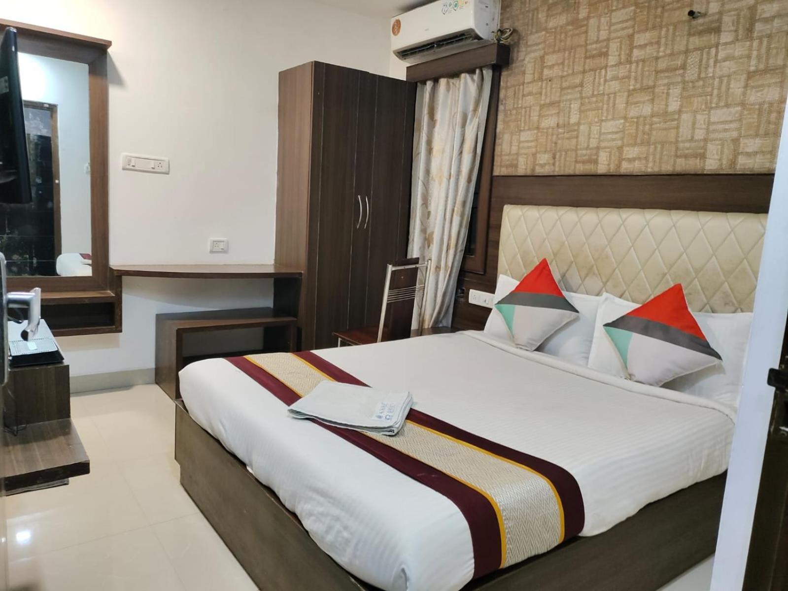 Khaleej Residency Near U S Embassy Chennai Exterior foto